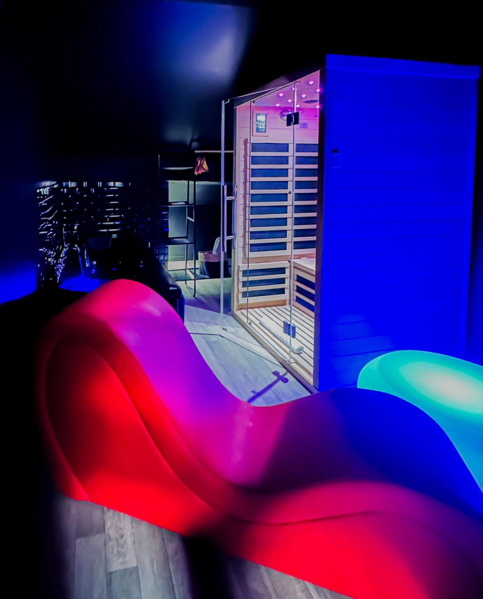 Night Desires Vieille Ville Annecy Charmant Esterno foto